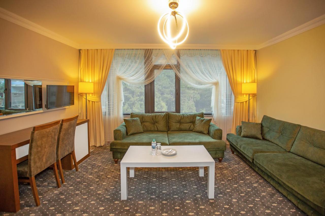 Jolnar Garden Hotel Мачка Экстерьер фото