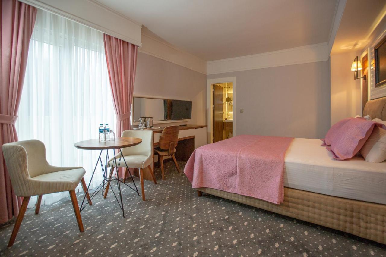 Jolnar Garden Hotel Мачка Экстерьер фото